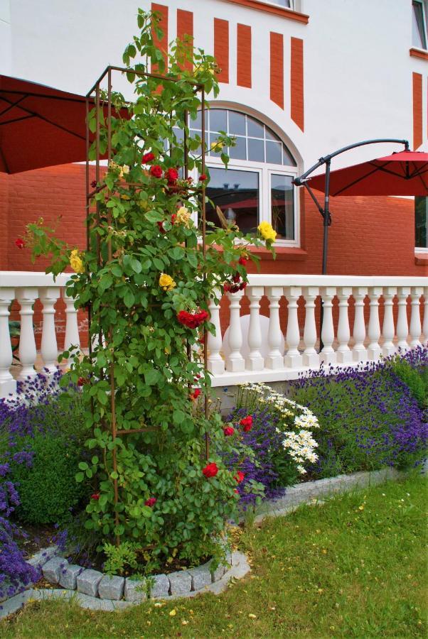 Rosen Villa Каппельн Екстер'єр фото